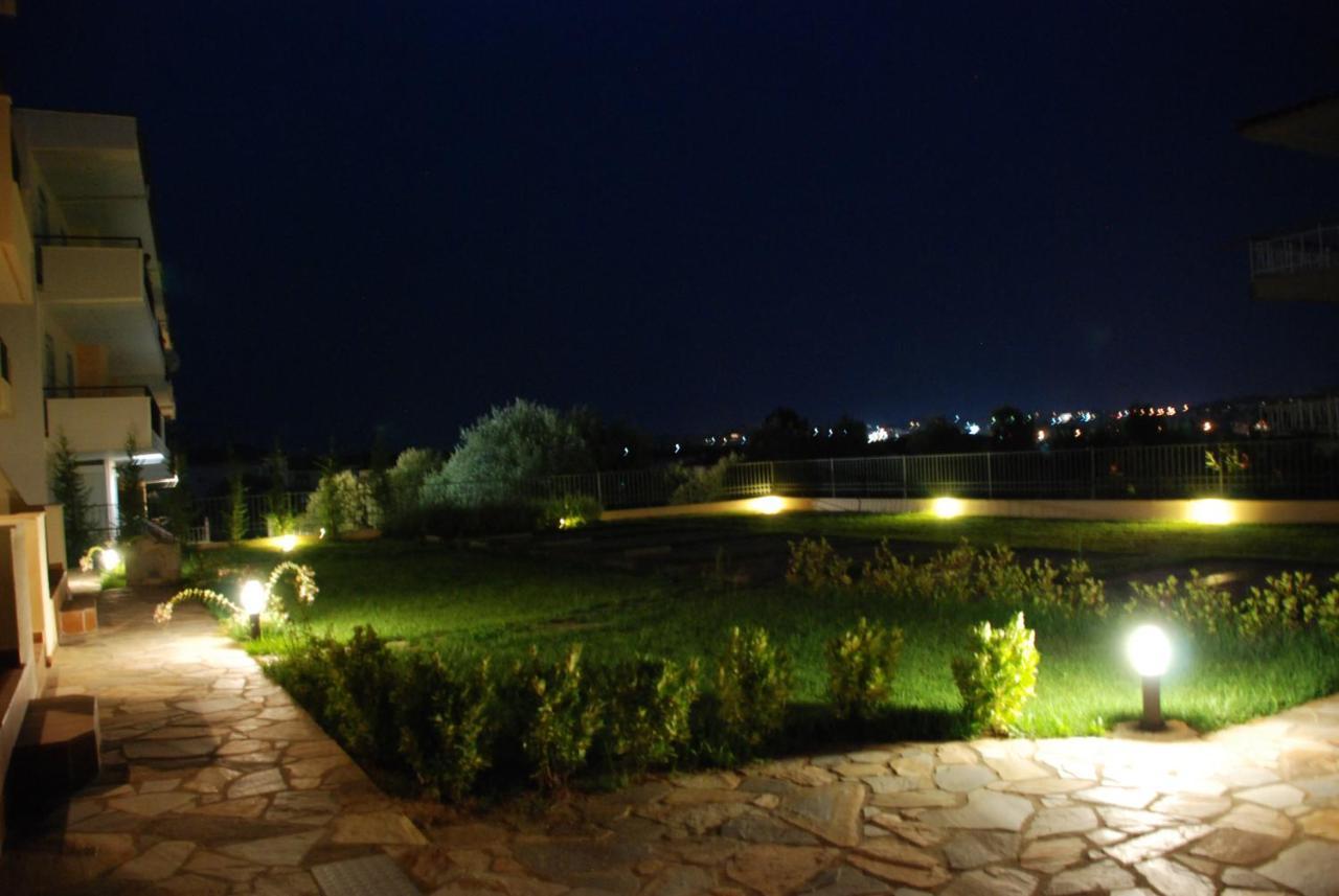 Alexandros Maisonettes &